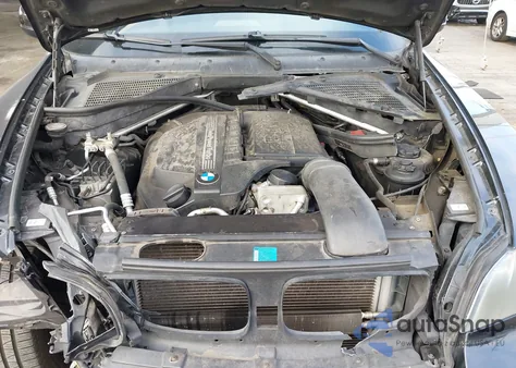 2011 BMW X5 xDrive35I/xDrive35I Premium/xDrive35I Sport Activity z USA, uszkodzony, nr VIN 5UXZV4C51BL402438